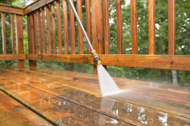 Professional Pressure Washing in Mccullom Lake, IL